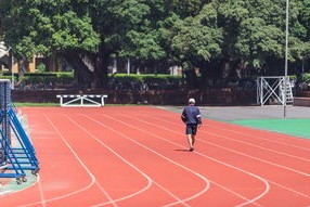 华体会官网-意甲青训采用双通道注意力训练提升传跑配合反应速度